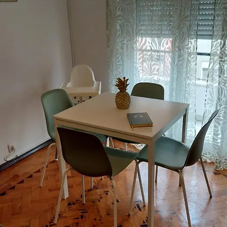 Guiki House شقة *